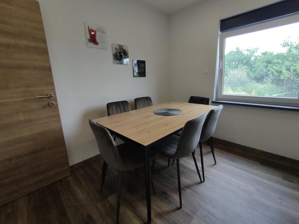 Villa Mandi'S Crikvenica Ngoại thất bức ảnh